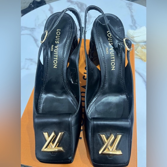 Louis Vuitton Lambskin Shake Slingback Pumps Black 41 - Picture 5 of 8